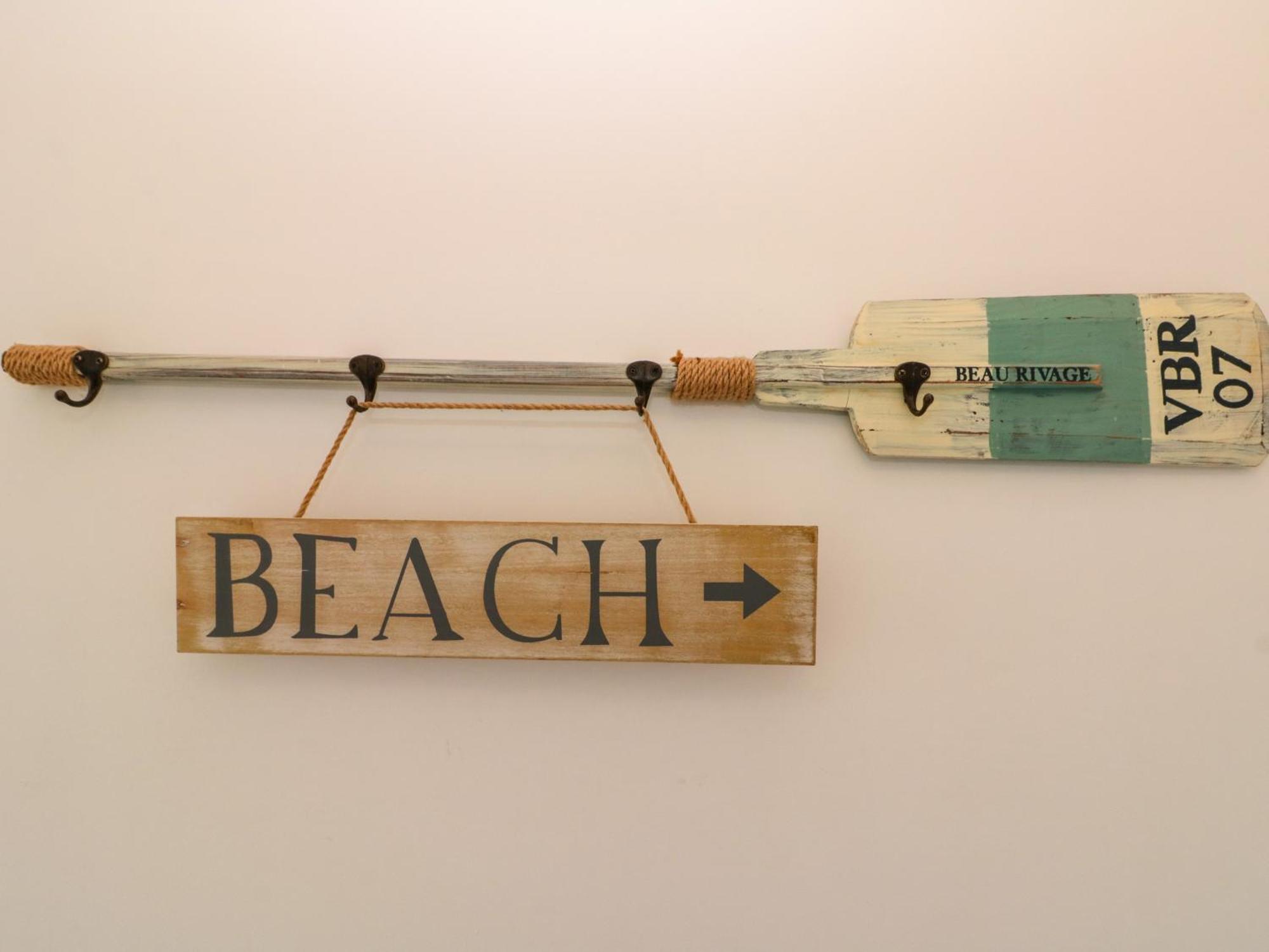 Sea Breeze Holiday home *