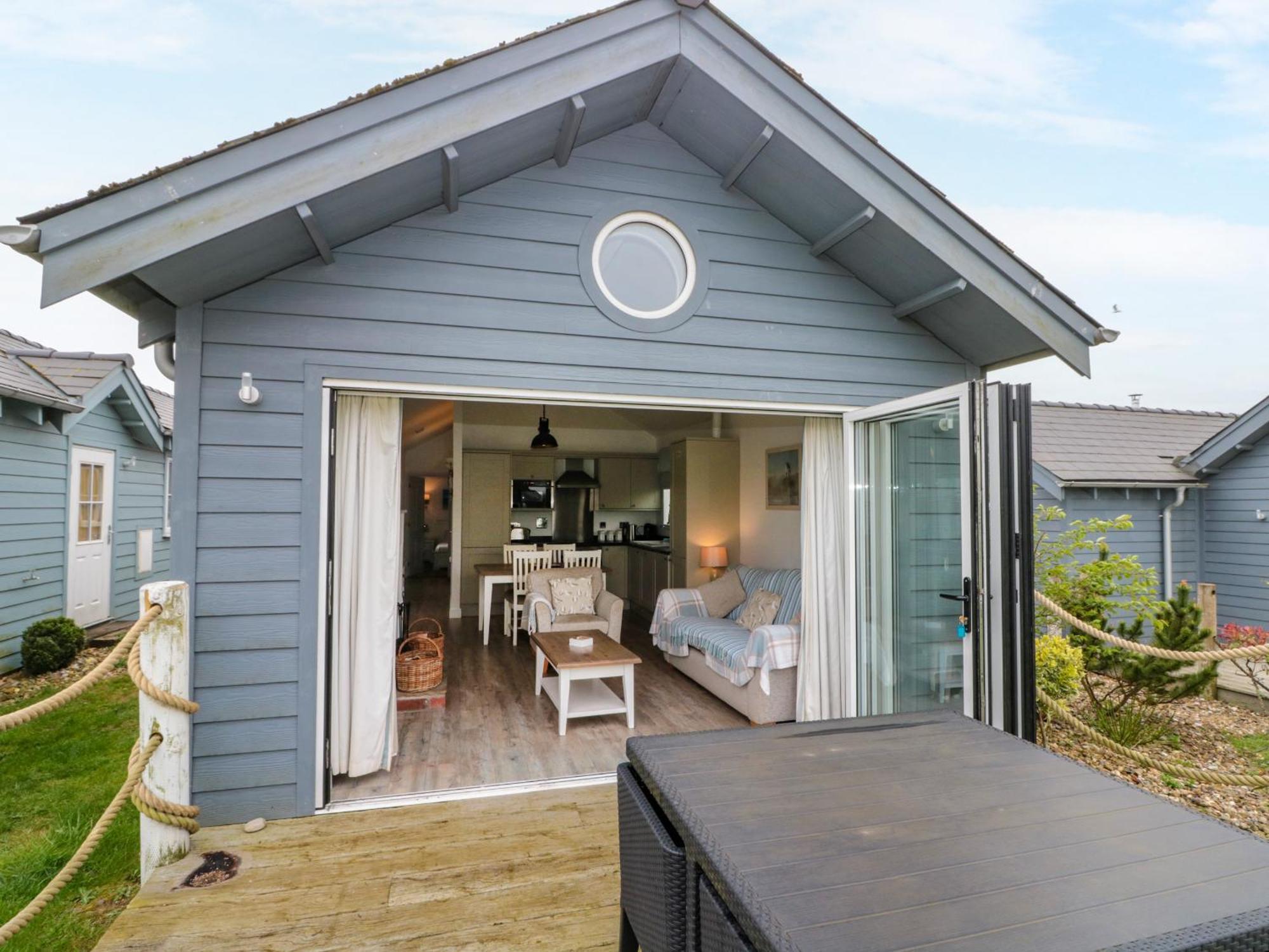 Sea Breeze Holiday home